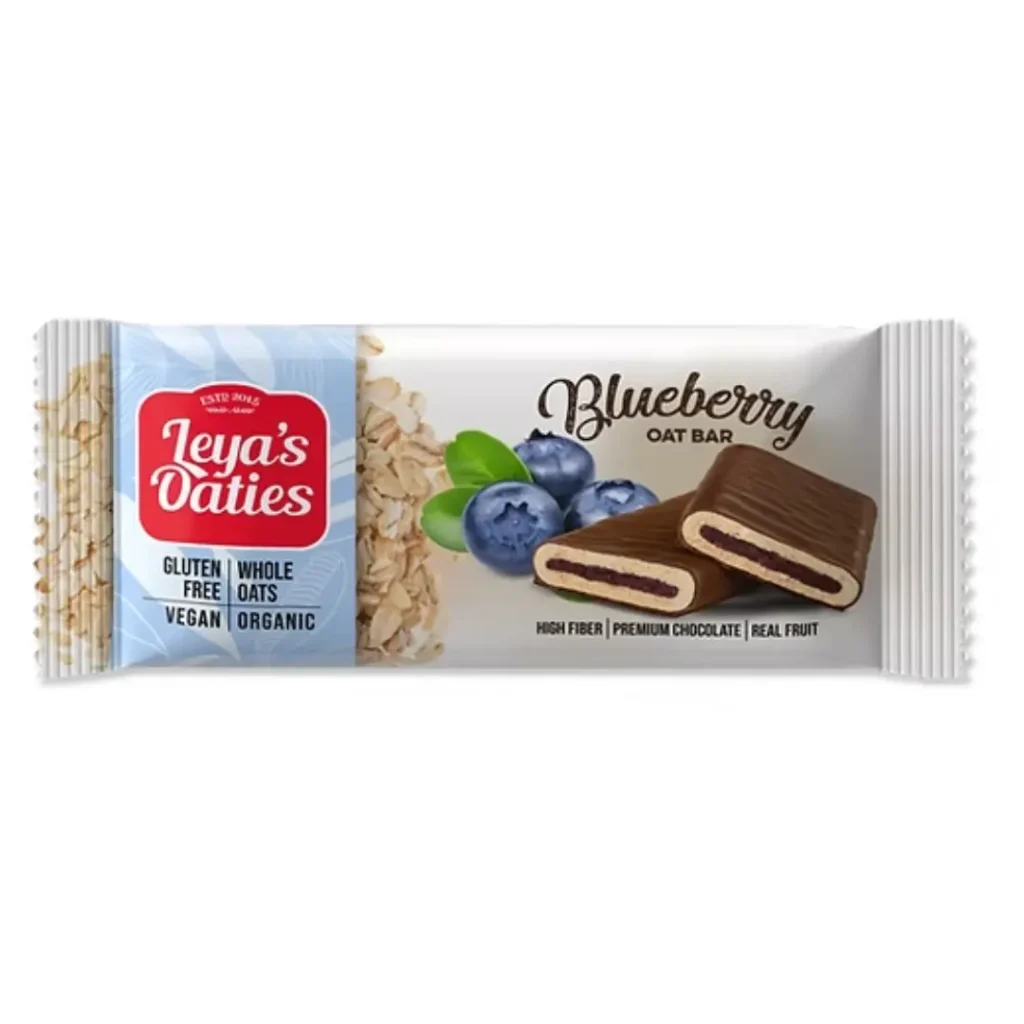 Baton de ovaz cu ciocolata si afine Leyas Oaties 82g Nomadi Foods